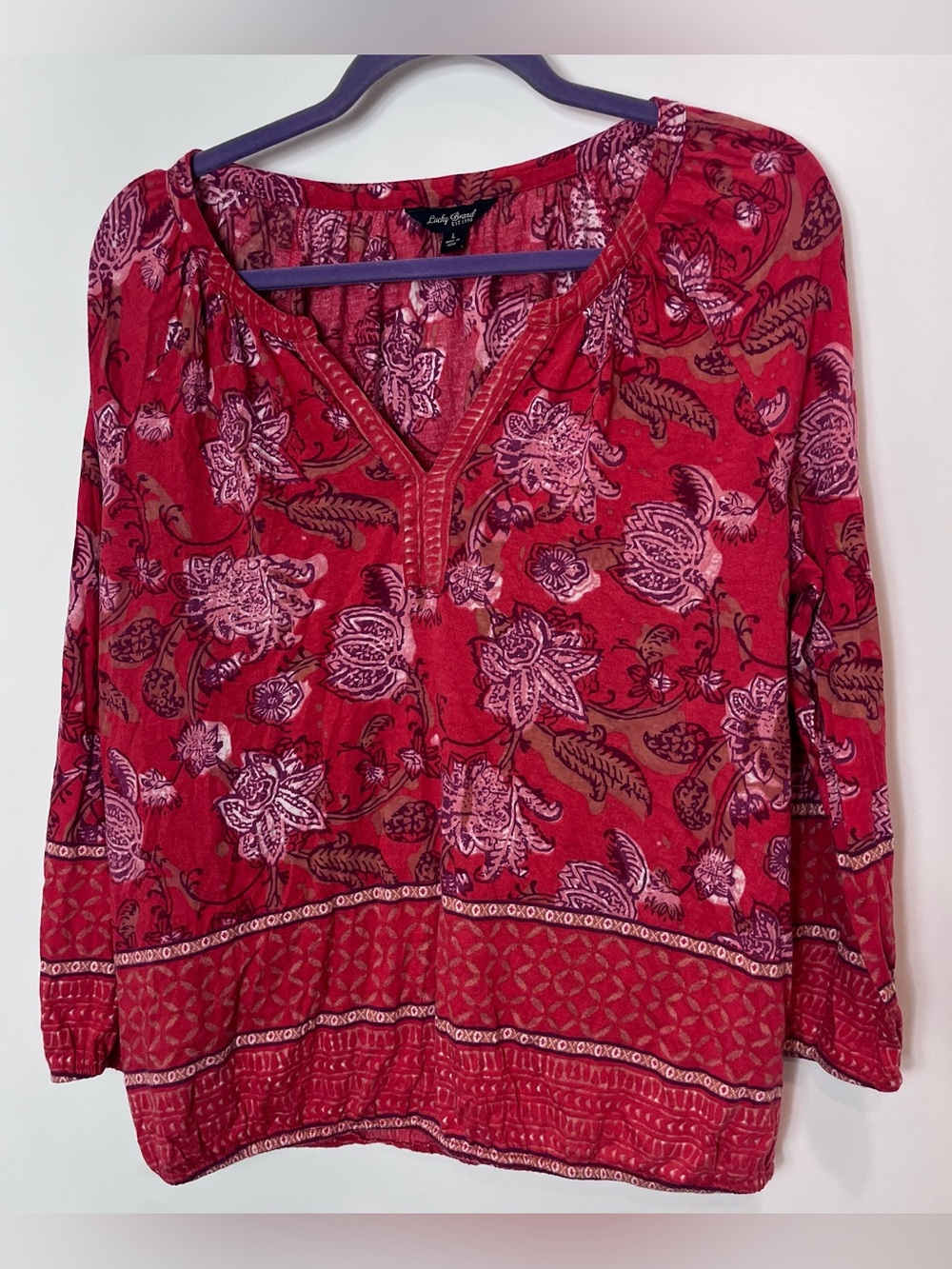 Lucky Brand Red Paisley
ВОНО Sheer Top Large Split Neck Floral Peasant Blouse
